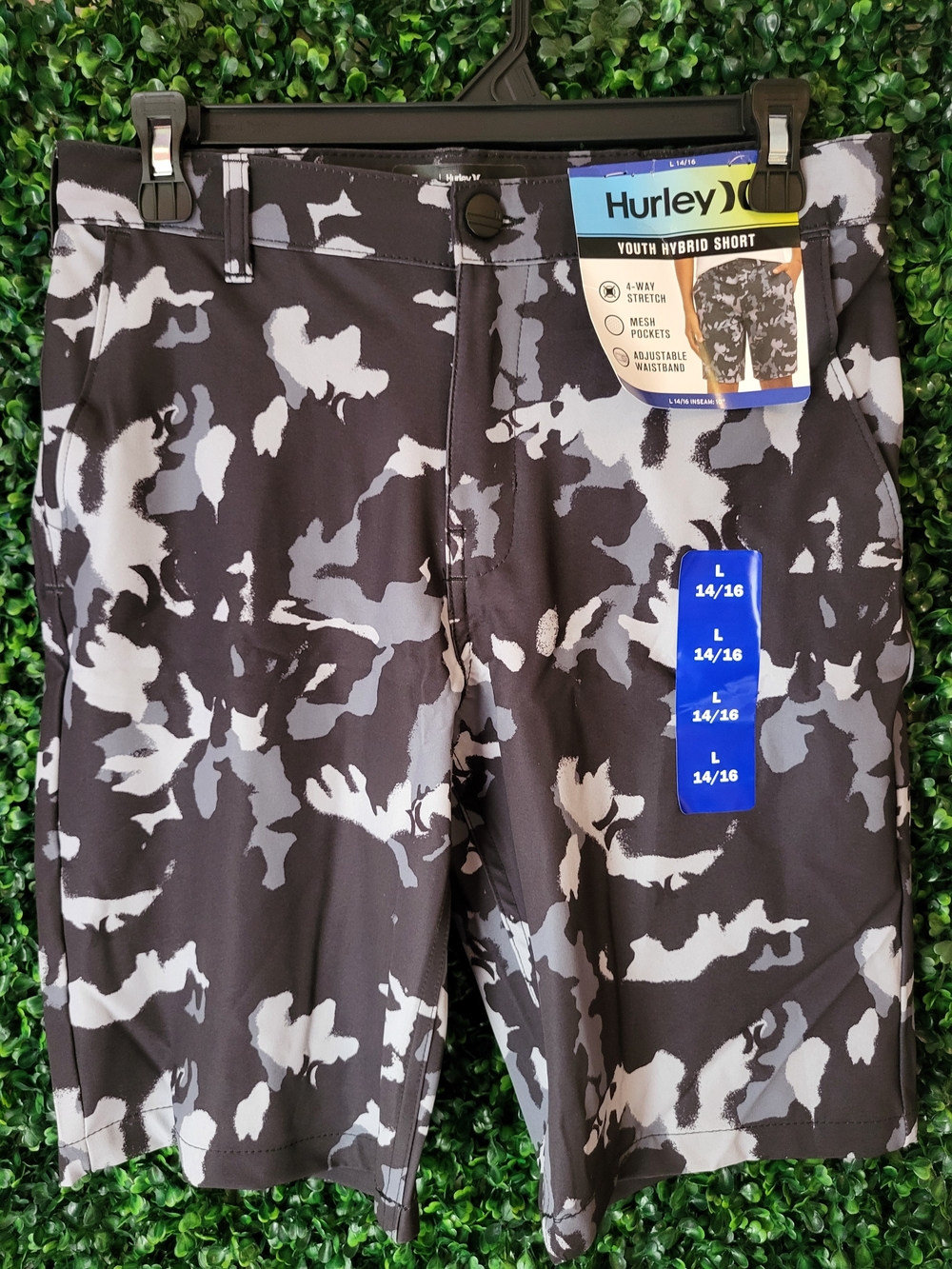 Boy Hurley Black & White Camo Youth Hybrid Shorts Size Large